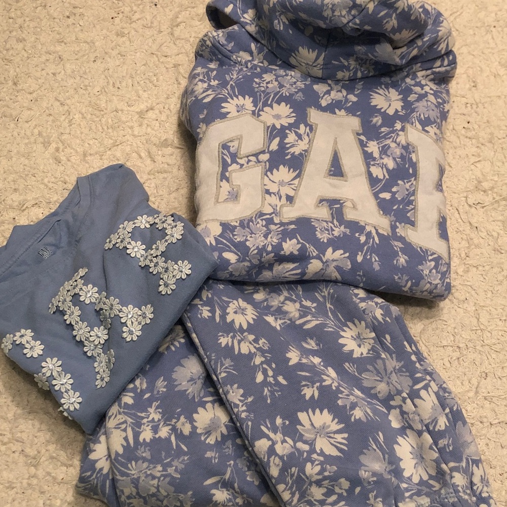 GAP Blue Floral Pullover Hoodie and Sweatpant set